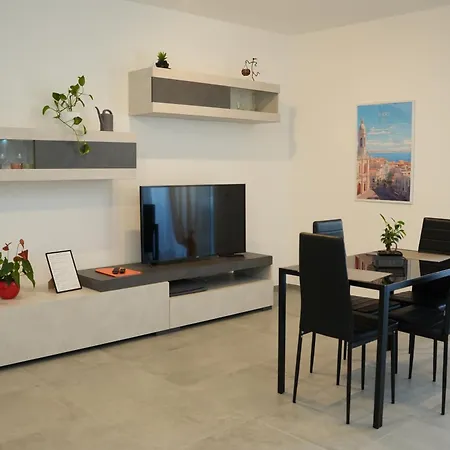 Kalloreat Apartment *